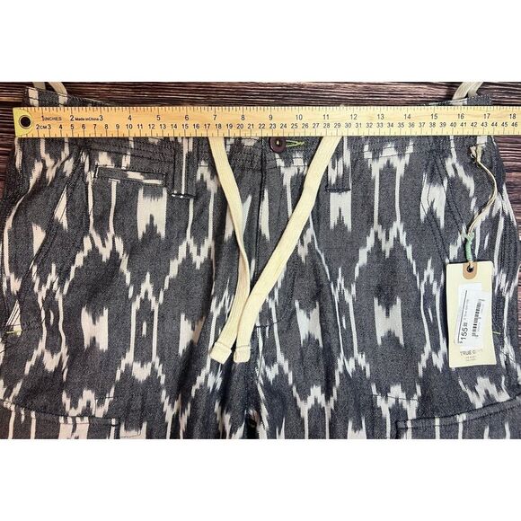 NEW True Grit Men's Size 34 Gray White Ikat Cargo Cotton Casual Shorts NWT $155 - Picture 10 of 15